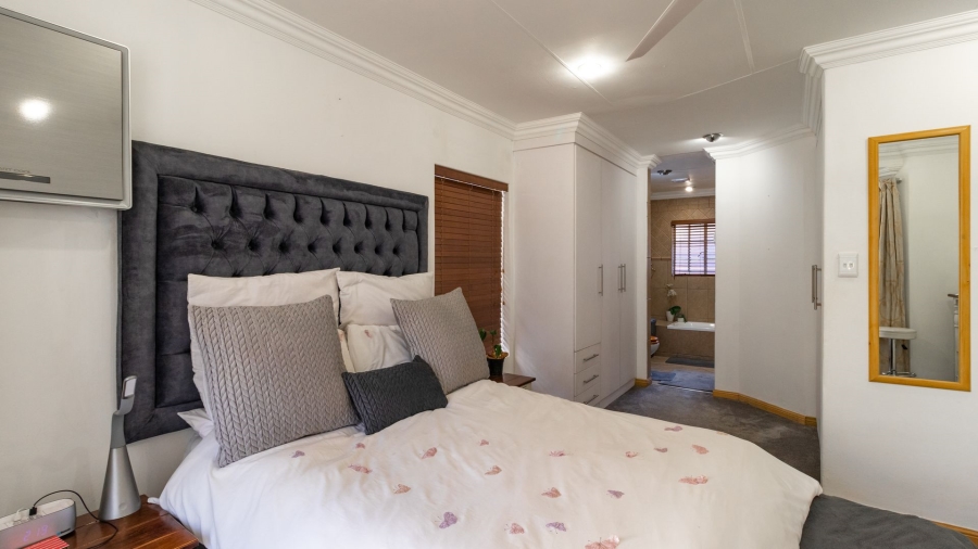 3 Bedroom Property for Sale in Blue Gill Estate Gauteng