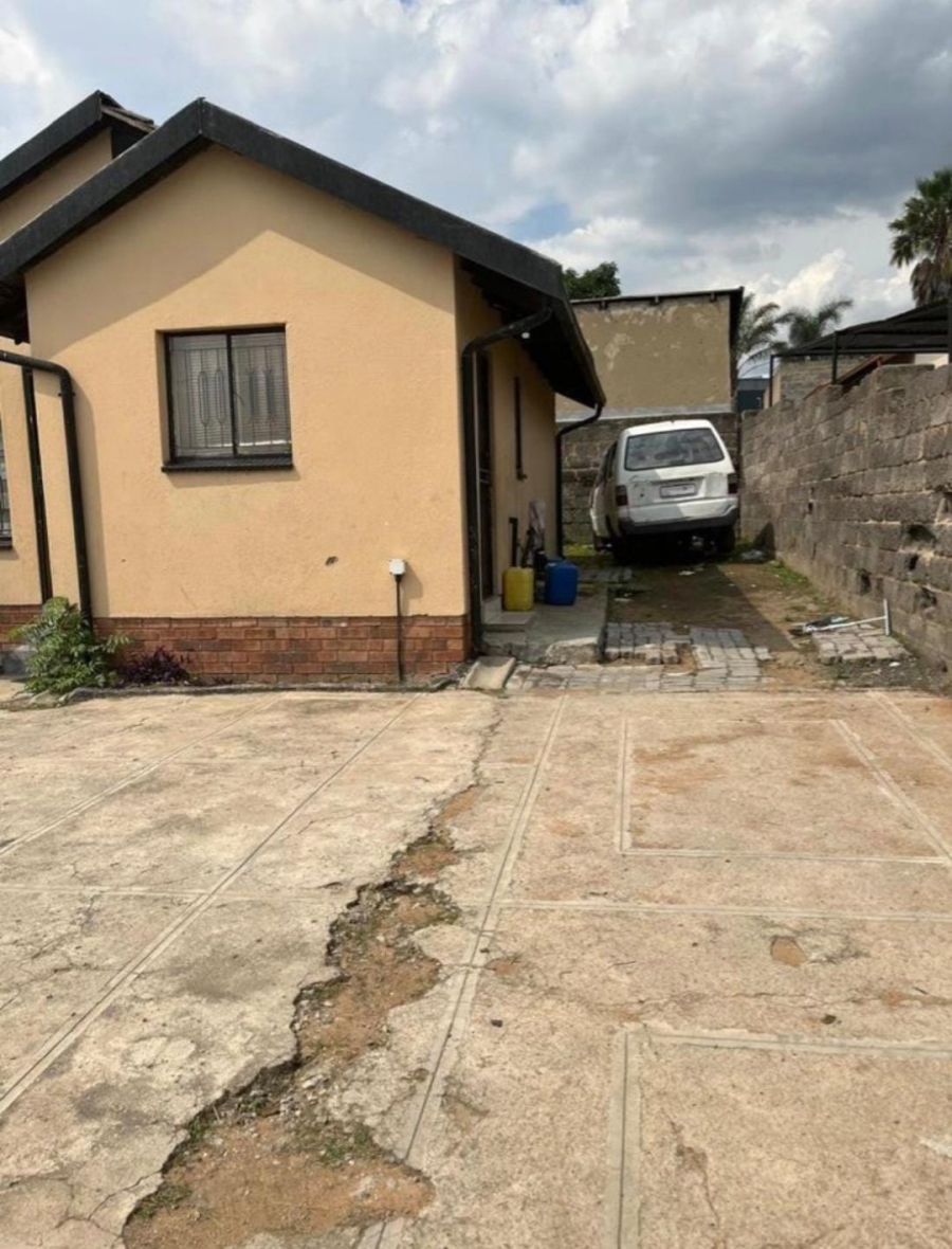 2 Bedroom Property for Sale in Klipfontein View Gauteng