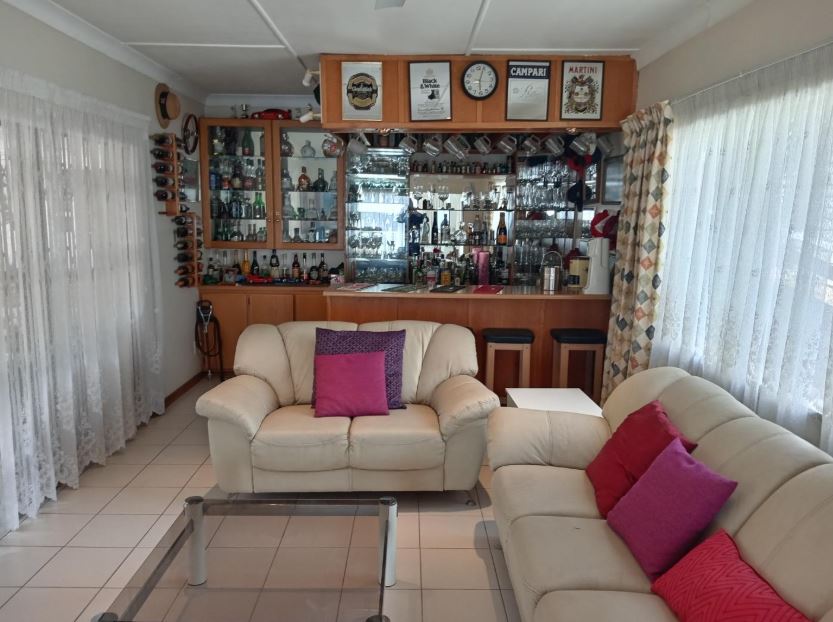 3 Bedroom Property for Sale in Sunnyrock Gauteng