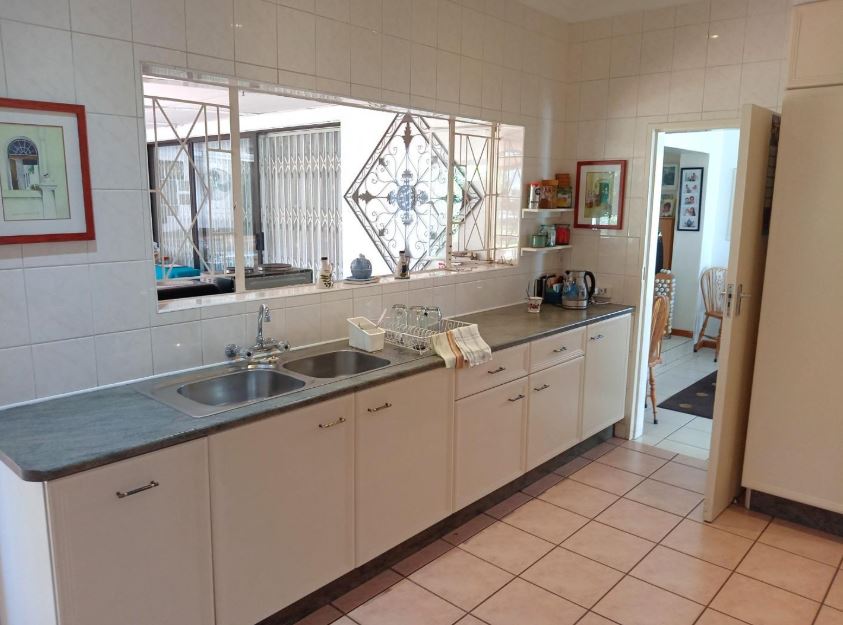 3 Bedroom Property for Sale in Sunnyrock Gauteng