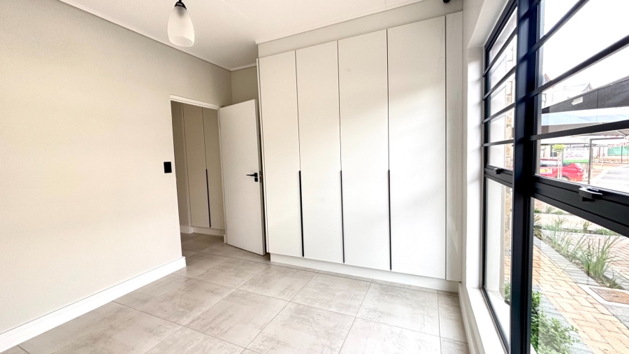 To Let 3 Bedroom Property for Rent in The Polofields Gauteng