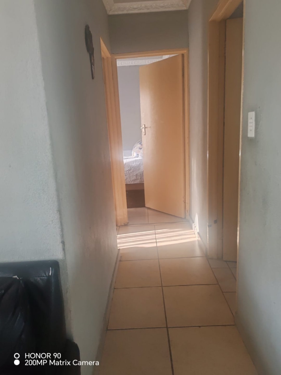 2 Bedroom Property for Sale in Ebony Park Gauteng