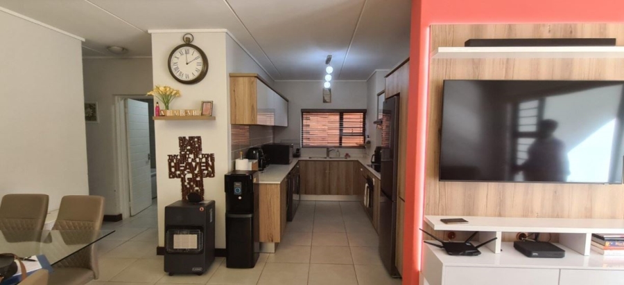3 Bedroom Property for Sale in Linbro Park Gauteng