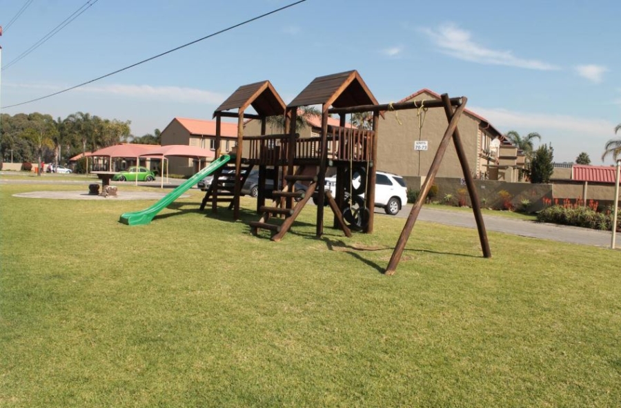 2 Bedroom Property for Sale in Eden Glen Gauteng