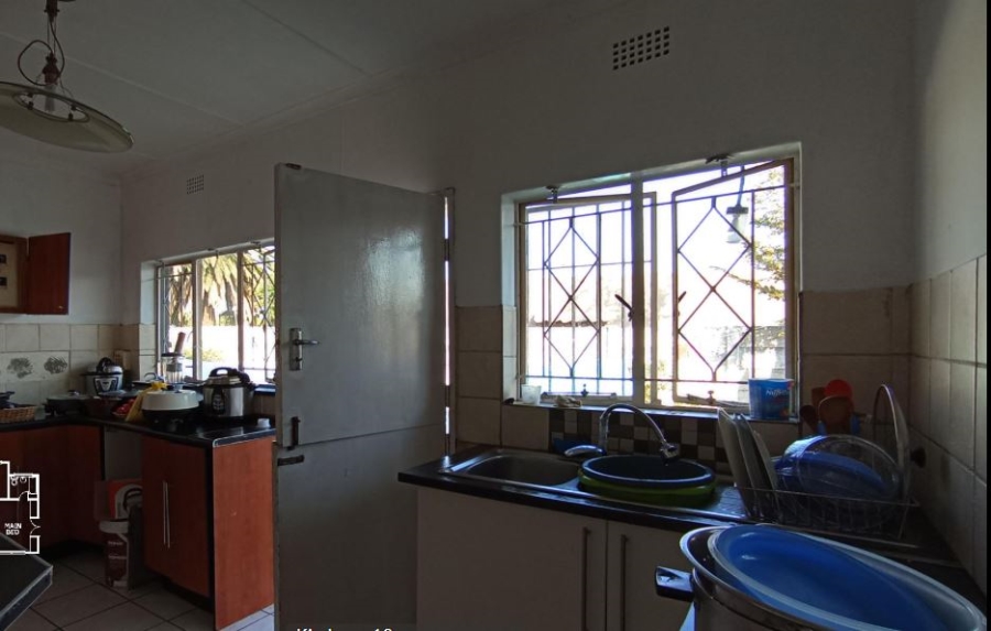 5 Bedroom Property for Sale in Eastleigh Gauteng