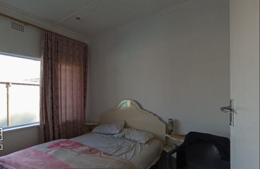 5 Bedroom Property for Sale in Eastleigh Gauteng