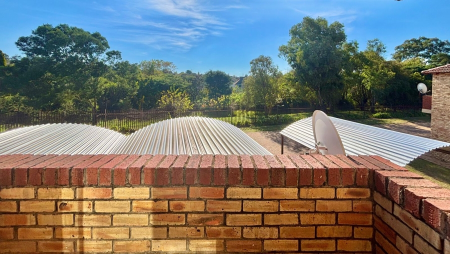 To Let 2 Bedroom Property for Rent in Fourways Gauteng