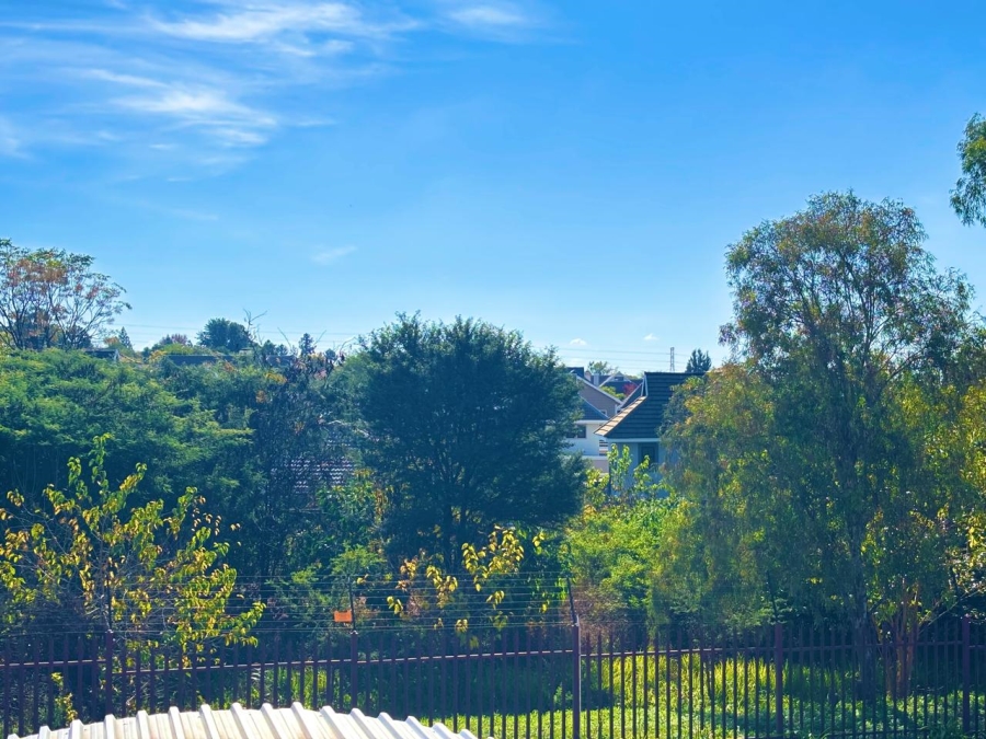 To Let 2 Bedroom Property for Rent in Fourways Gauteng