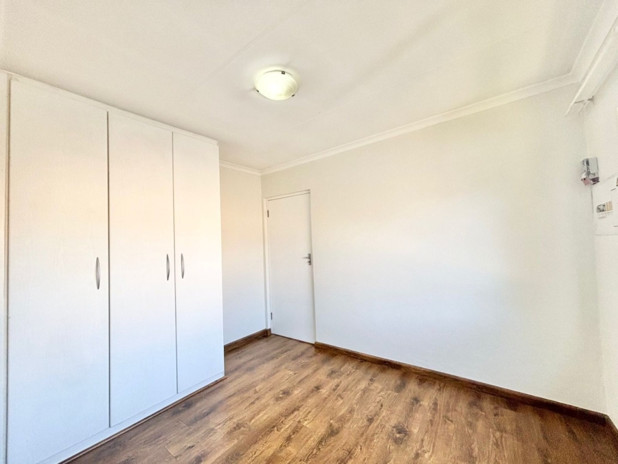 To Let 2 Bedroom Property for Rent in Fourways Gauteng