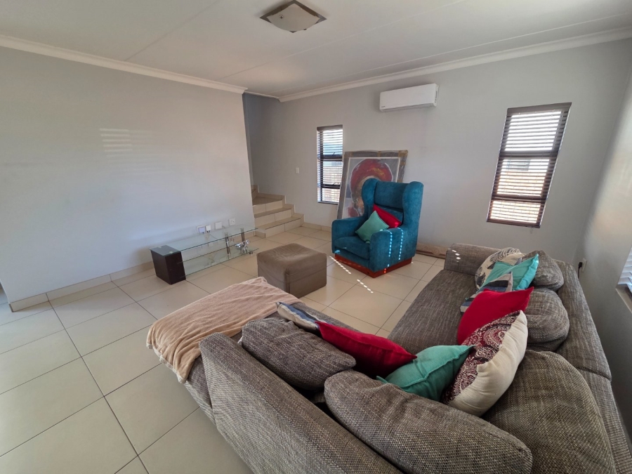 3 Bedroom Property for Sale in Thatchfield Ridge Gauteng