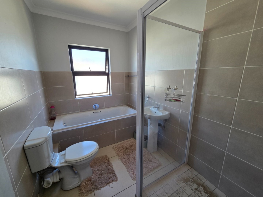 3 Bedroom Property for Sale in Thatchfield Ridge Gauteng