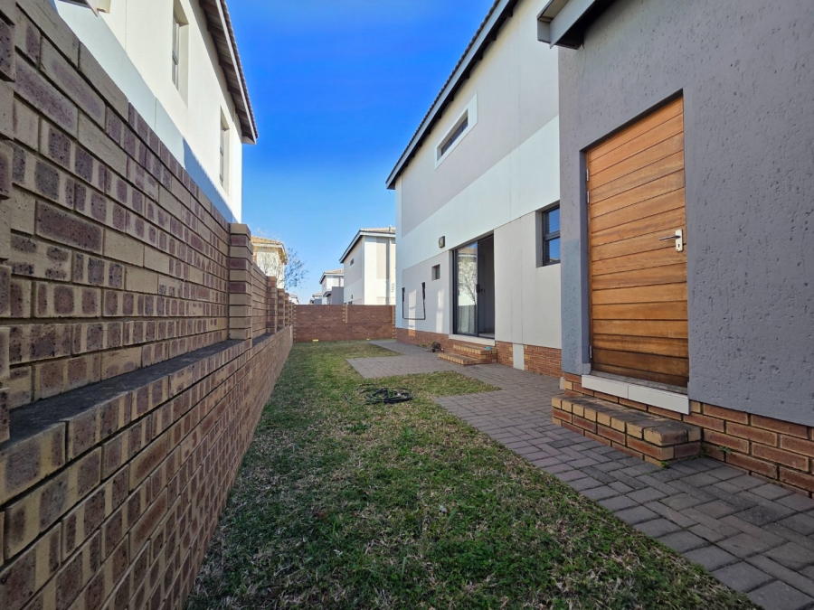 3 Bedroom Property for Sale in Thatchfield Ridge Gauteng