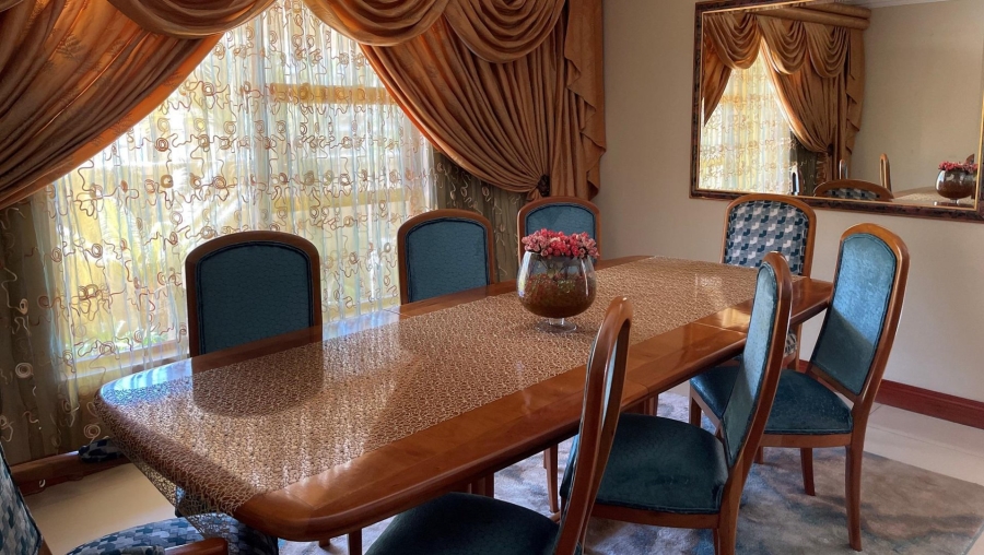 6 Bedroom Property for Sale in Blue Valley Golf Estate Gauteng