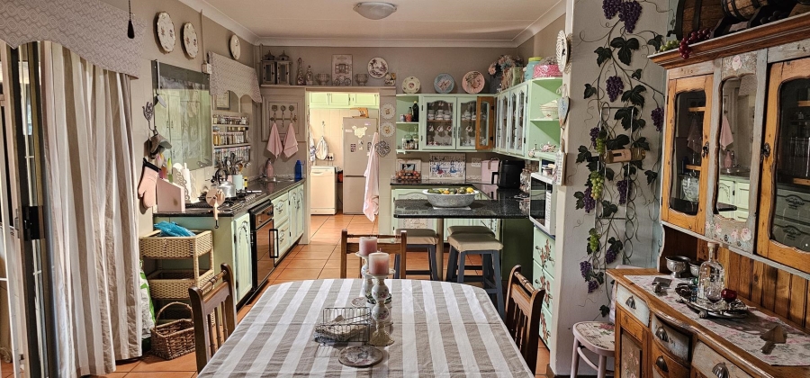 4 Bedroom Property for Sale in Annlin Gauteng