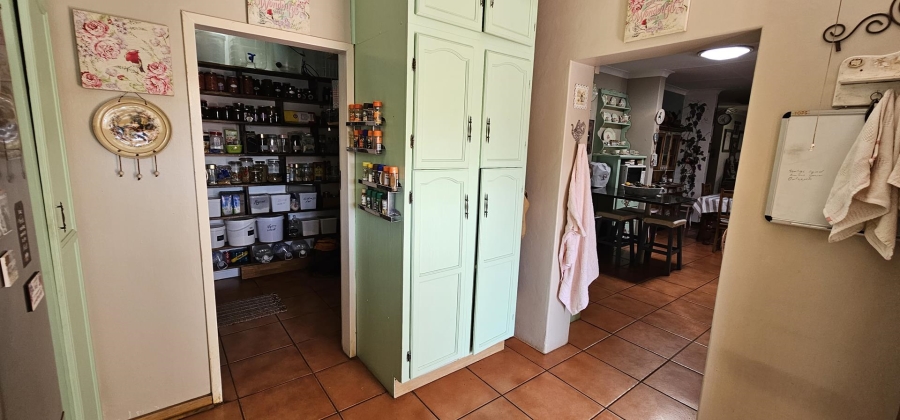 4 Bedroom Property for Sale in Annlin Gauteng