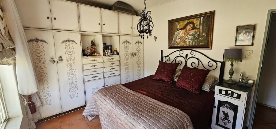 4 Bedroom Property for Sale in Annlin Gauteng