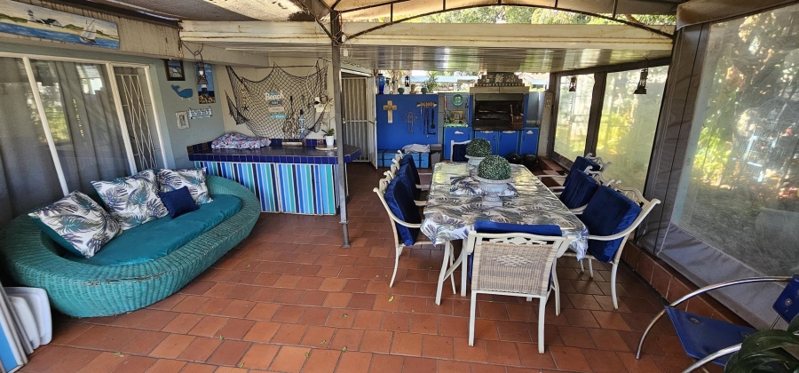 4 Bedroom Property for Sale in Annlin Gauteng