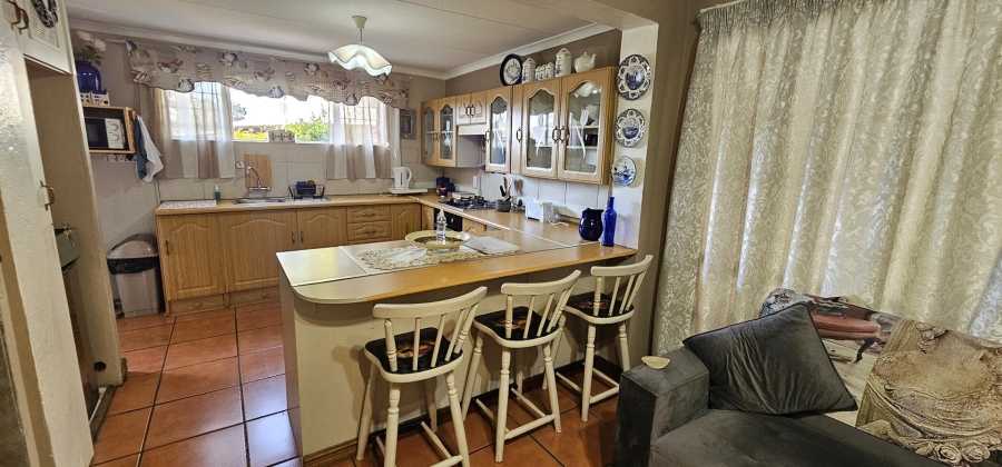 4 Bedroom Property for Sale in Annlin Gauteng