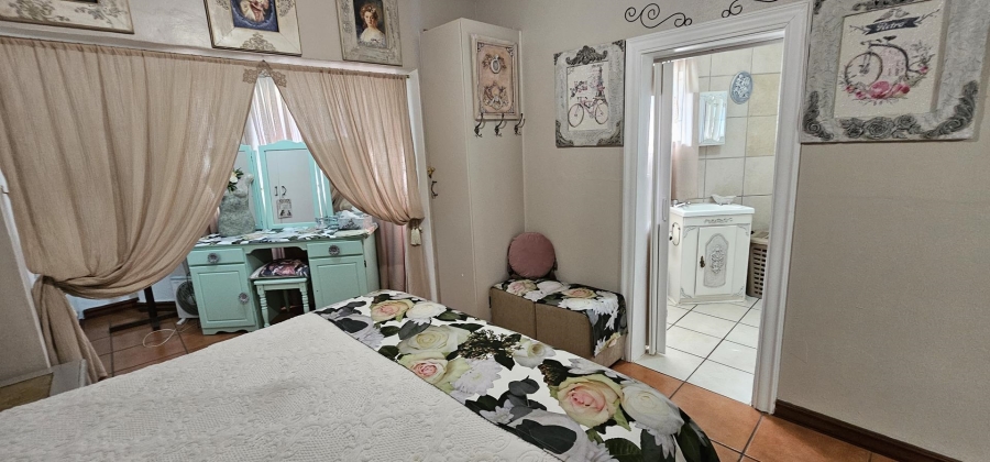 4 Bedroom Property for Sale in Annlin Gauteng
