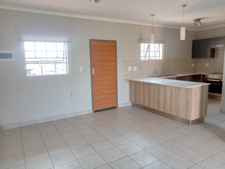 2 Bedroom Property for Sale in Noordwyk Gauteng
