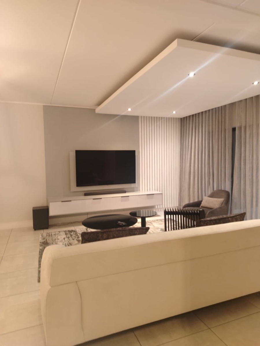To Let 3 Bedroom Property for Rent in The Polofields Gauteng
