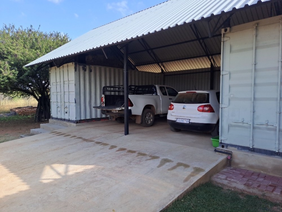 6 Bedroom Property for Sale in Dinokeng Game Reserve Gauteng