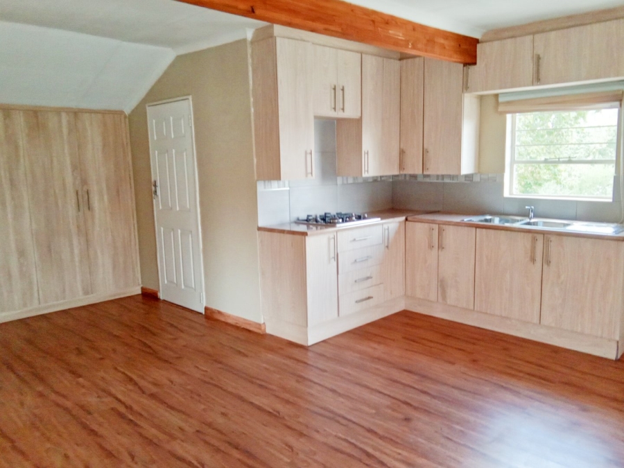 5 Bedroom Property for Sale in Halfway House Gauteng