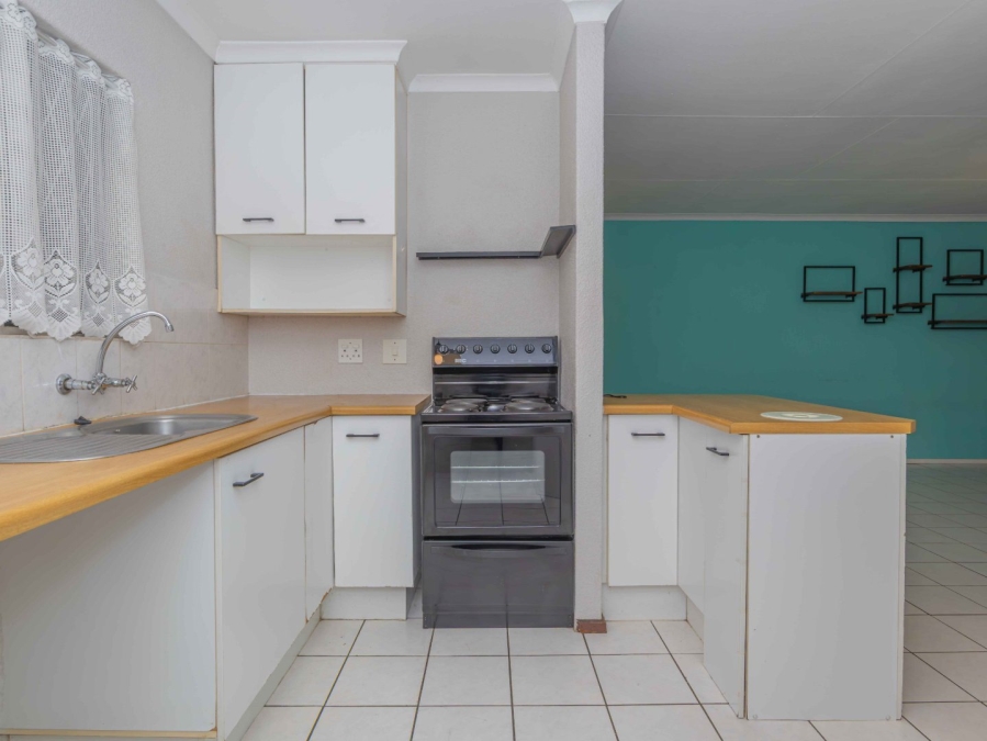 2 Bedroom Property for Sale in Eden Glen Gauteng