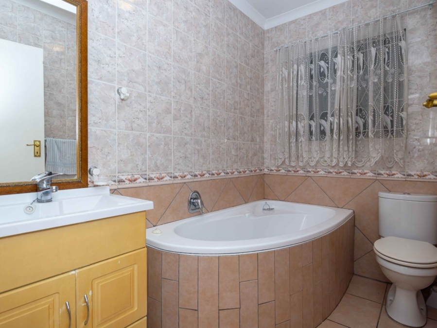 2 Bedroom Property for Sale in Eden Glen Gauteng
