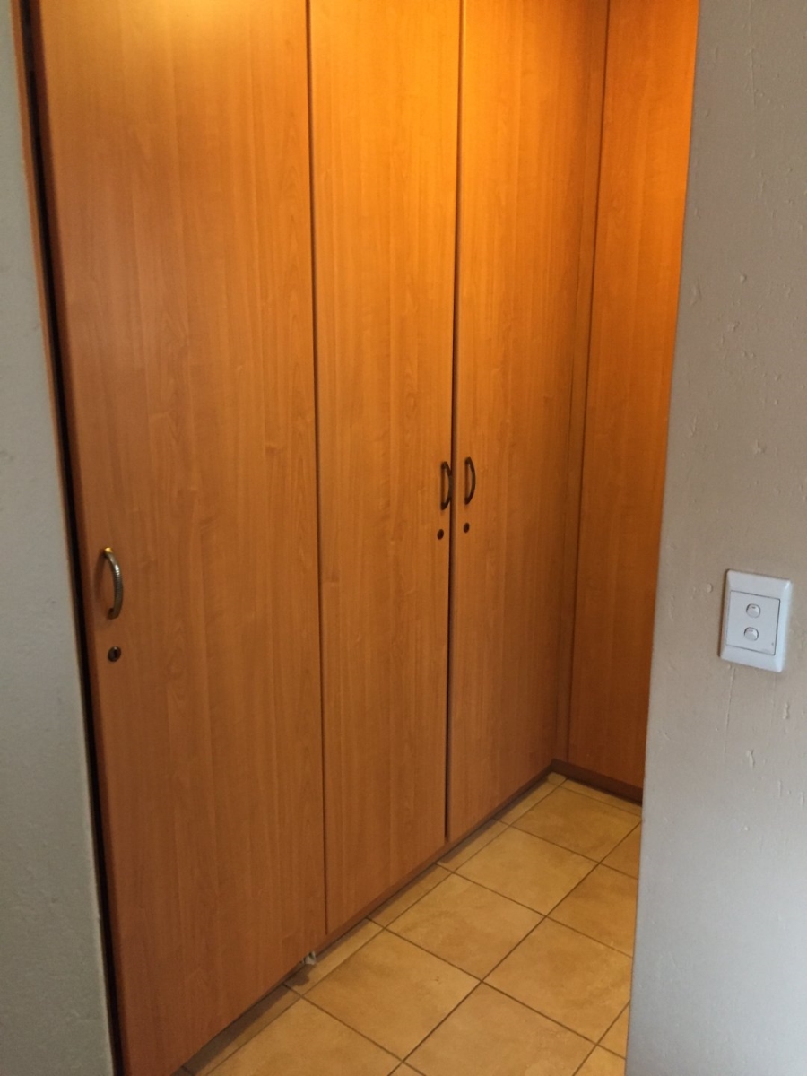 2 Bedroom Property for Sale in Groeneweide Gauteng
