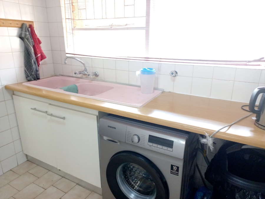 2 Bedroom Property for Sale in Northcliff Gauteng