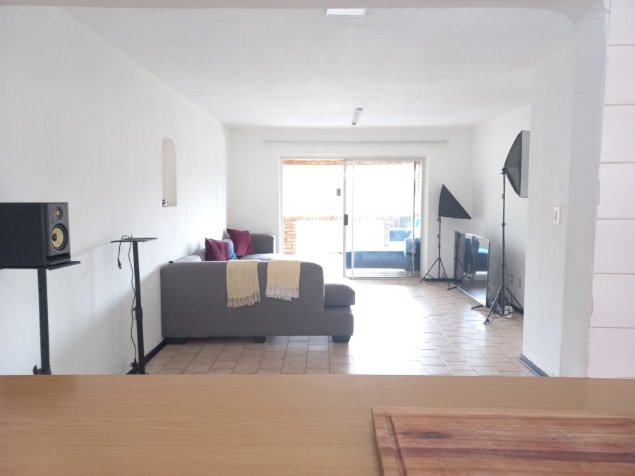 2 Bedroom Property for Sale in Northcliff Gauteng