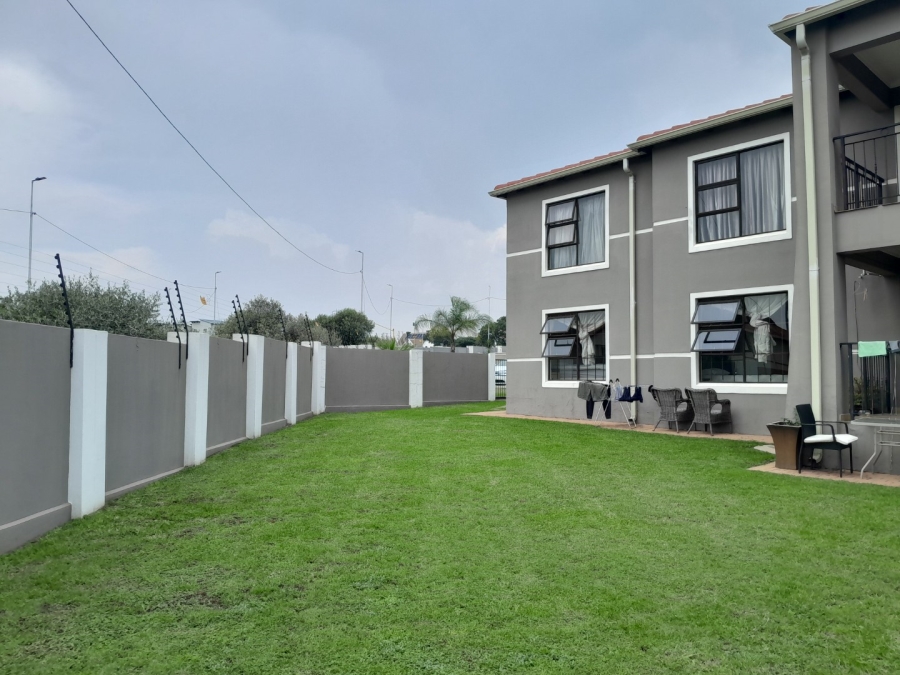 3 Bedroom Property for Sale in Barbeque Downs Gauteng