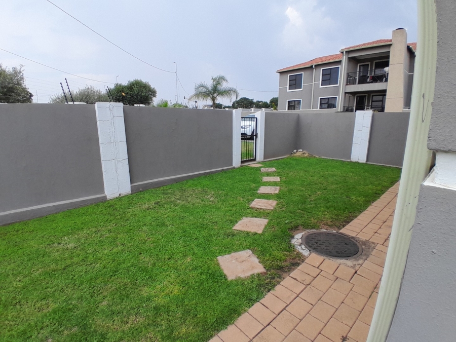 3 Bedroom Property for Sale in Barbeque Downs Gauteng