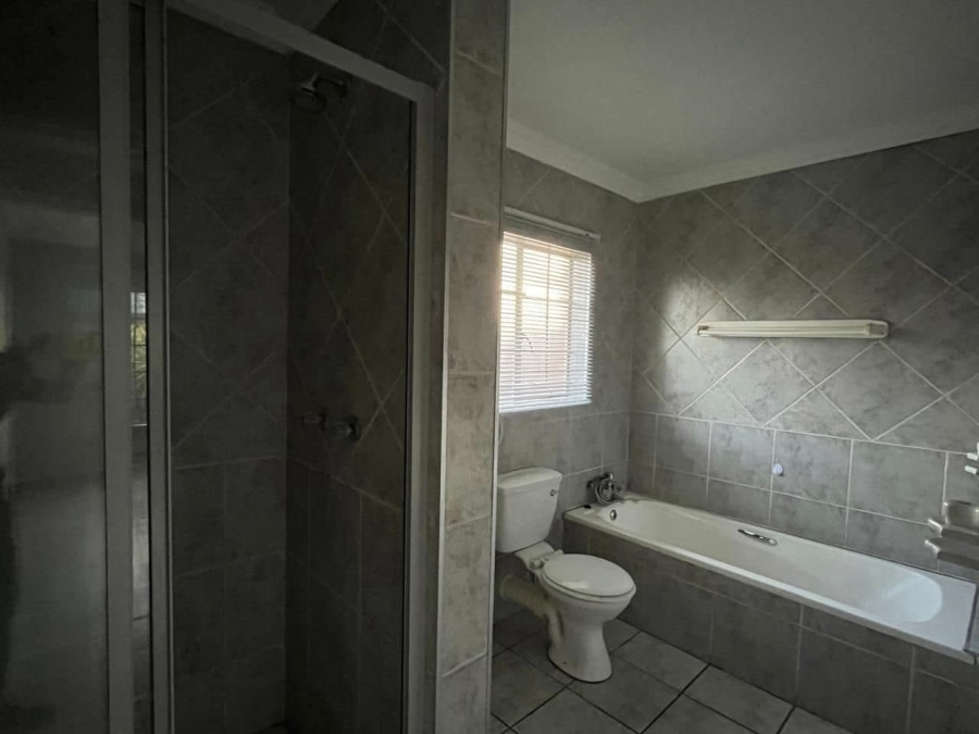 2 Bedroom Property for Sale in Highveld Gauteng