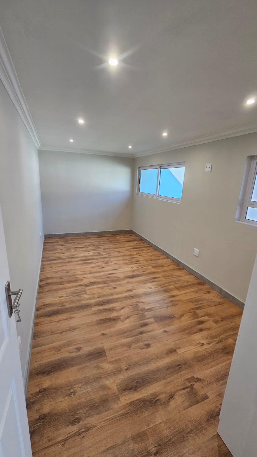 5 Bedroom Property for Sale in Wierda Park Gauteng