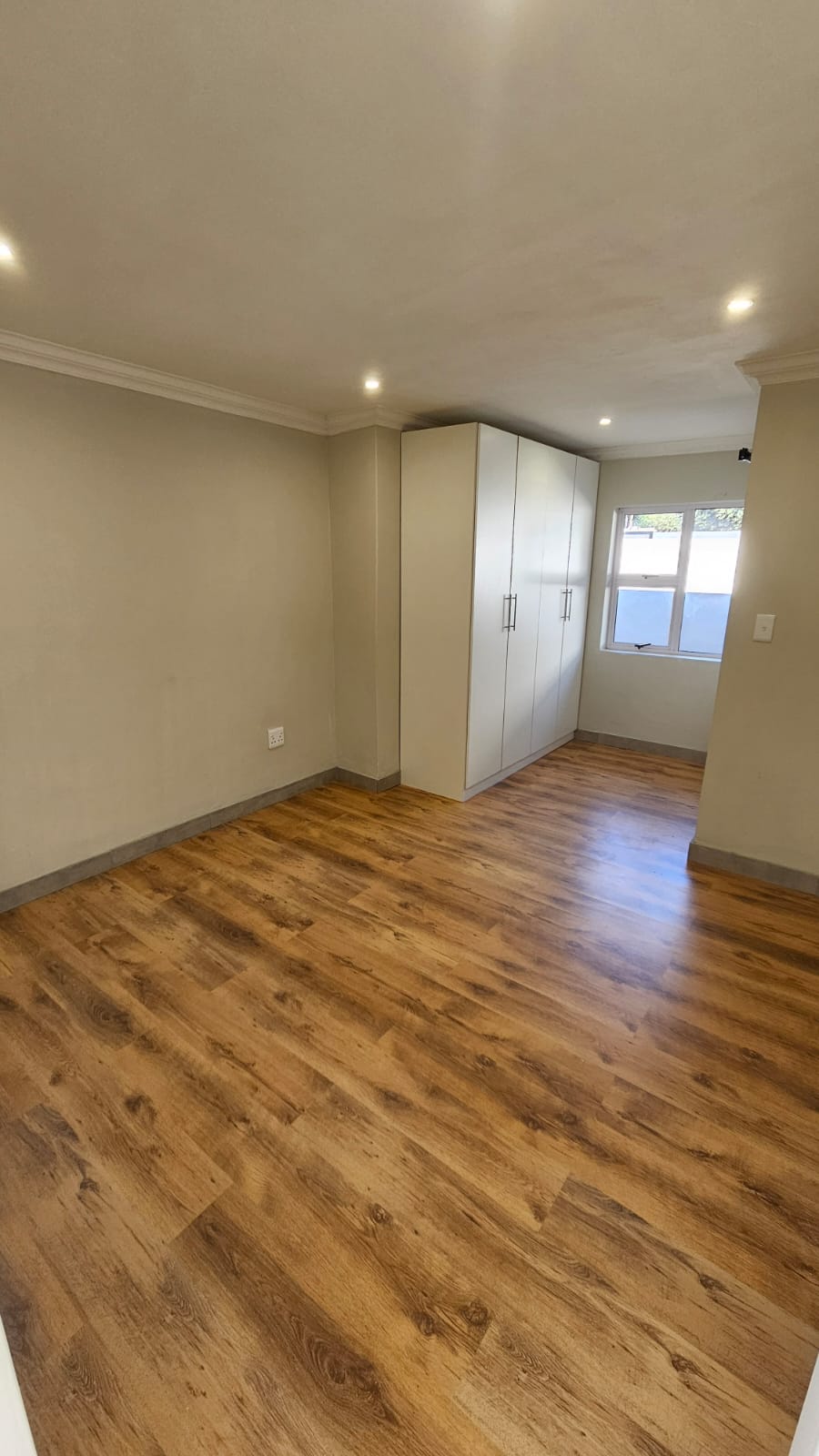 5 Bedroom Property for Sale in Wierda Park Gauteng