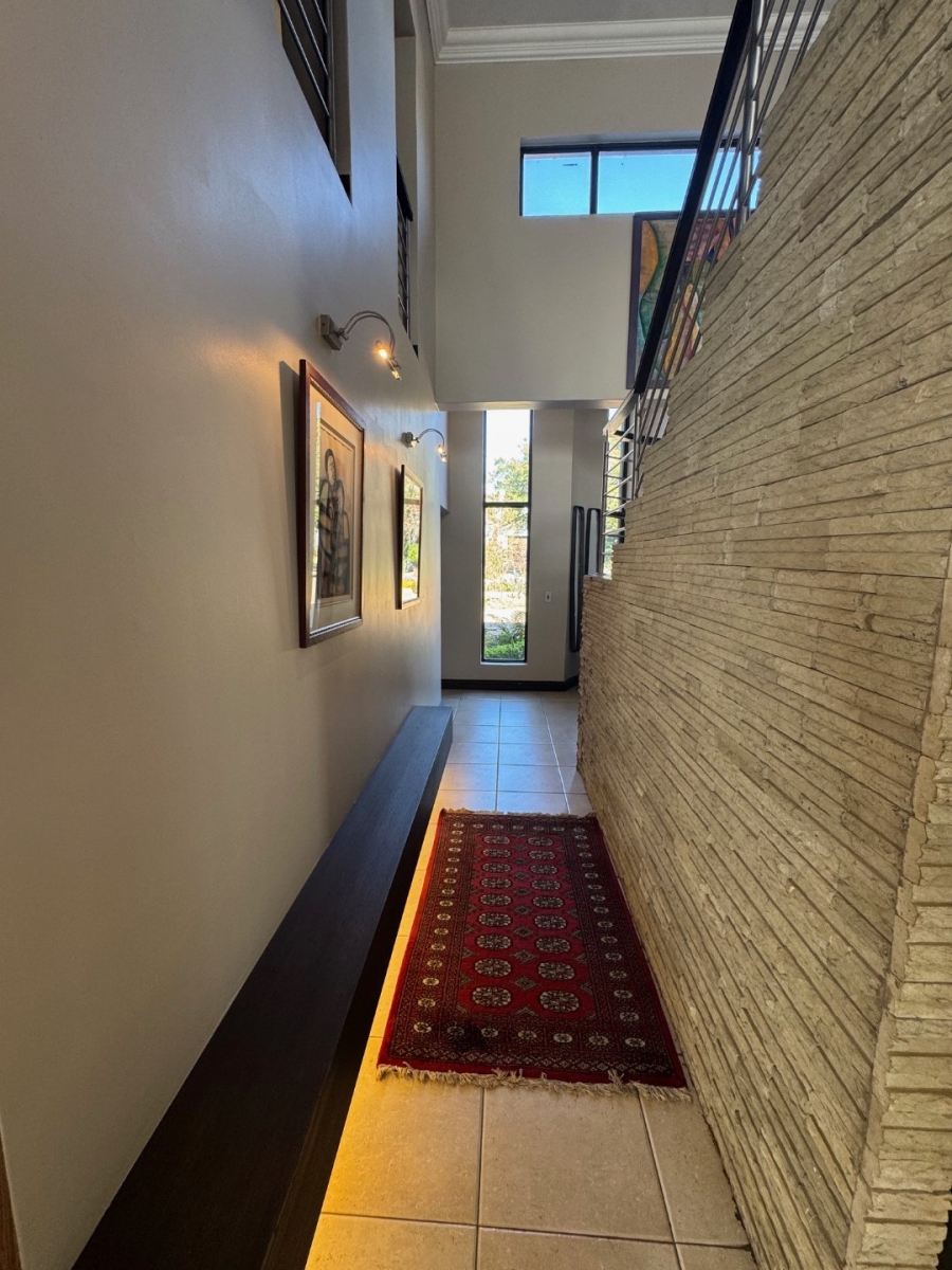 6 Bedroom Property for Sale in Midstream Estate Gauteng