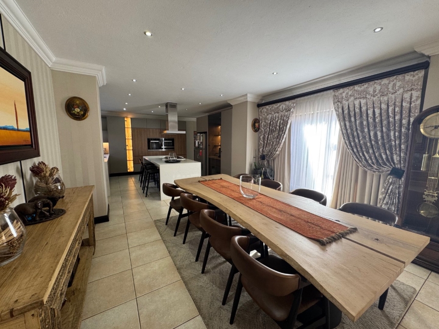 6 Bedroom Property for Sale in Midstream Estate Gauteng