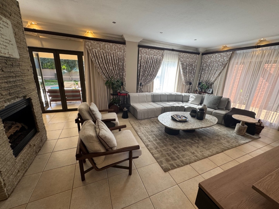 6 Bedroom Property for Sale in Midstream Estate Gauteng