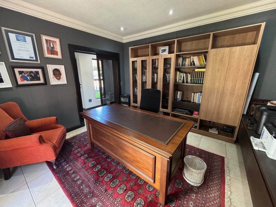6 Bedroom Property for Sale in Midstream Estate Gauteng