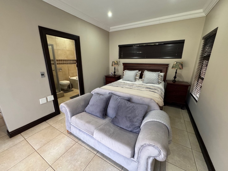 6 Bedroom Property for Sale in Midstream Estate Gauteng