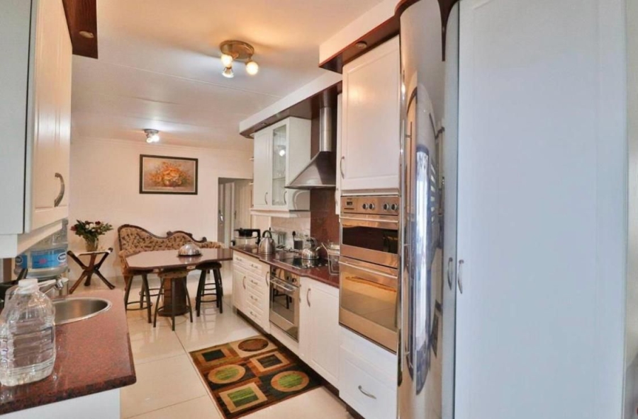 4 Bedroom Property for Sale in Erasmia Gauteng