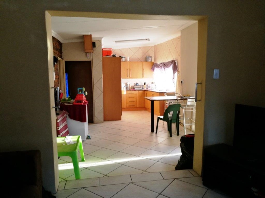 3 Bedroom Property for Sale in Van Der Westhuizen Gauteng