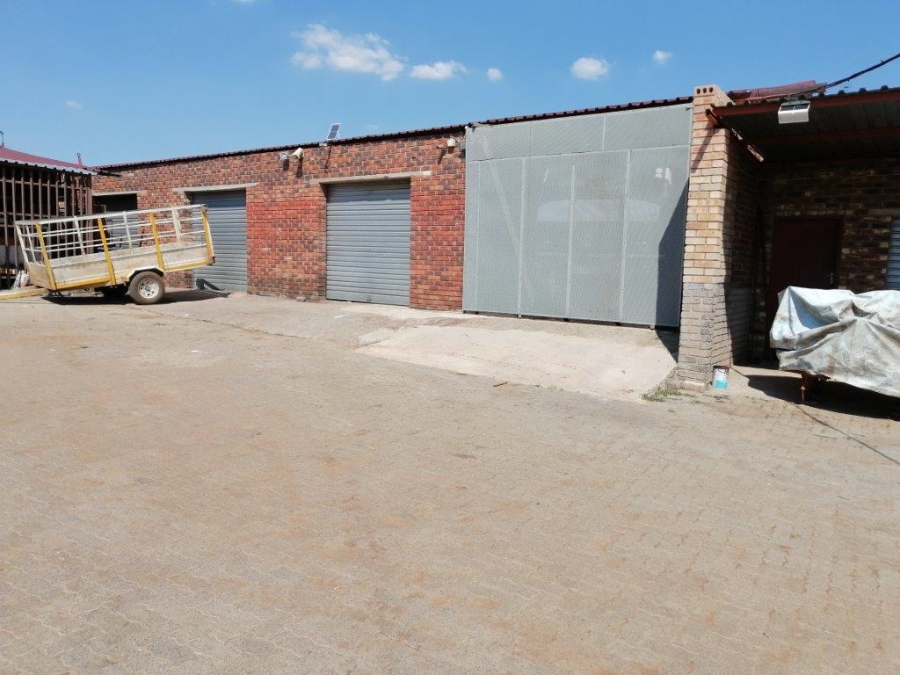 3 Bedroom Property for Sale in Van Der Westhuizen Gauteng