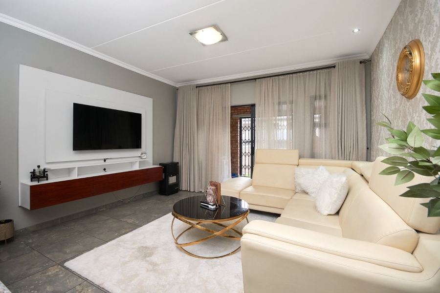 To Let 3 Bedroom Property for Rent in Carlswald Gauteng