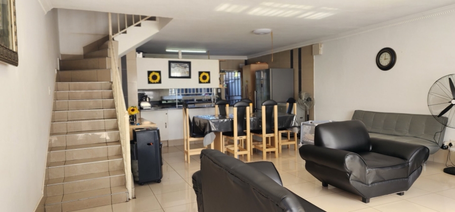 11 Bedroom Property for Sale in Erasmia Gauteng