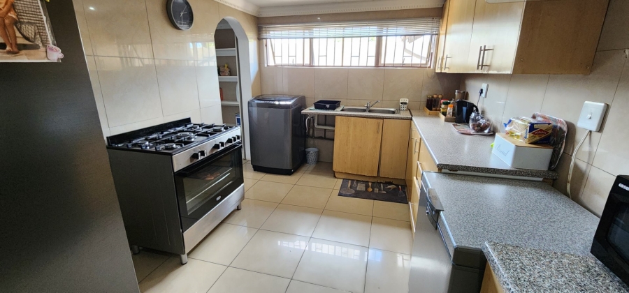 11 Bedroom Property for Sale in Erasmia Gauteng