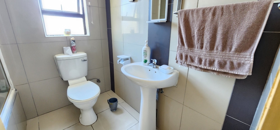 11 Bedroom Property for Sale in Erasmia Gauteng