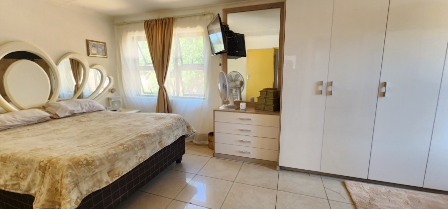 11 Bedroom Property for Sale in Erasmia Gauteng